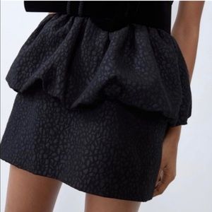 Zara Peplum Ruffle Skirt in Textured Brocade Fabric NWT